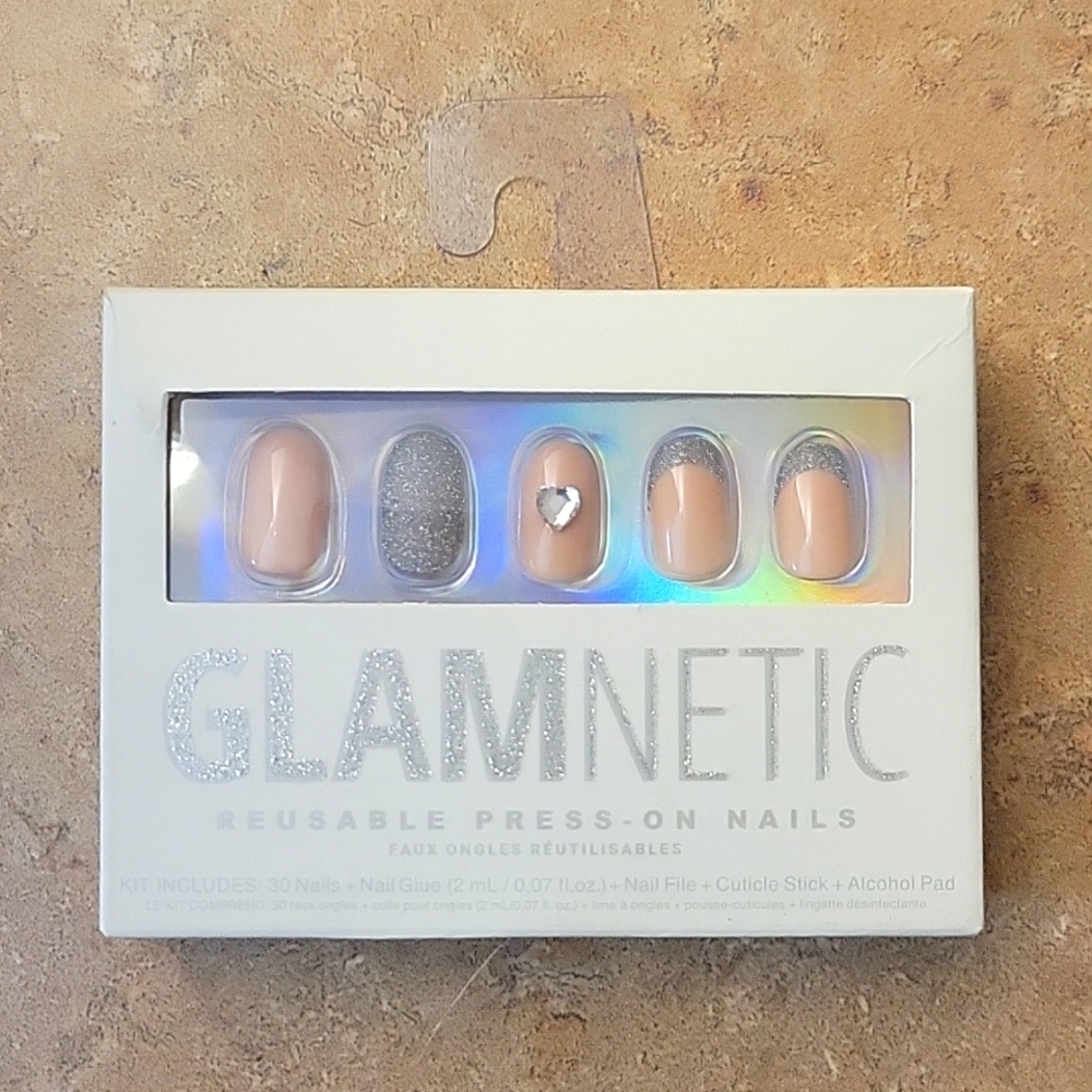 Press-on nails